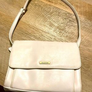 Villager purse, barely used